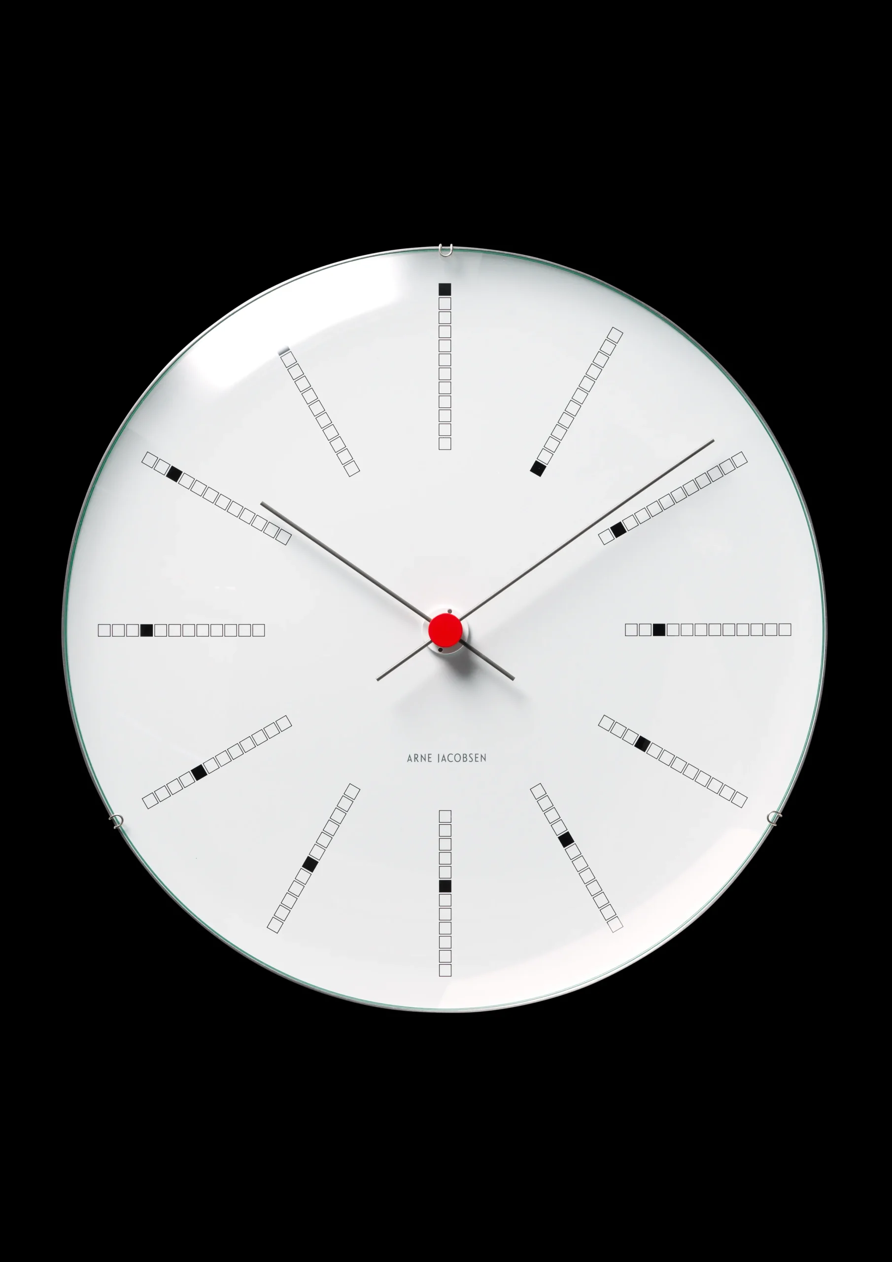 Arne Jacobsen Klokker Og Værstjanor*Clocks Bankers Veggur Ø29 cm hvit/sort/rød
