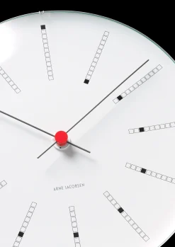 Arne Jacobsen Klokker Og Værstjanor*Clocks Bankers Veggur Ø29 cm hvit/sort/rød