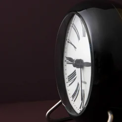 Arne Jacobsen Klokker Og Værstjanor*Clocks Roman Bordur Ø11 cm hvit/sort