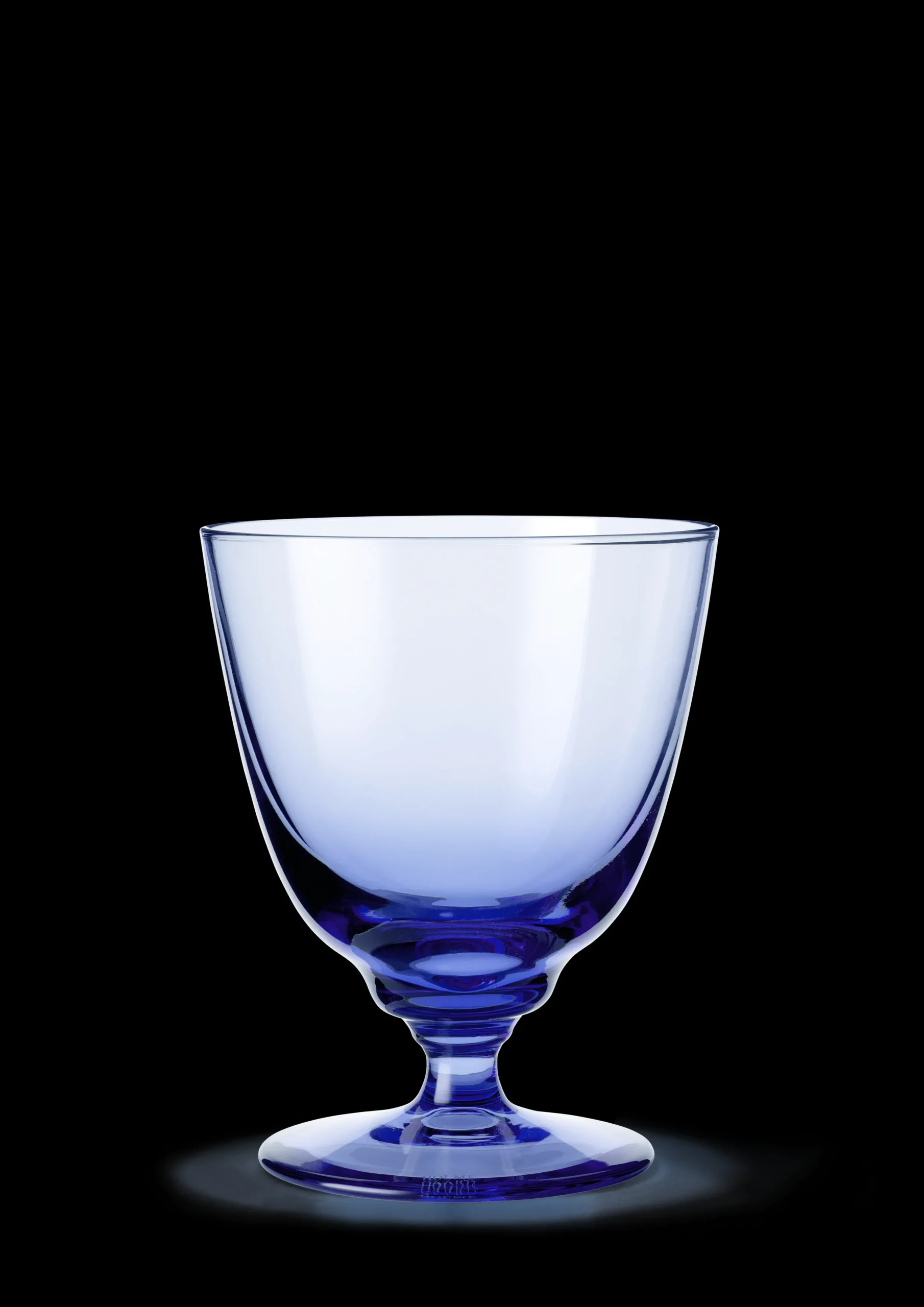 Holmegaard Vinglass*Flow Glass med stett 35 cl mørk blå - Kjøp nå