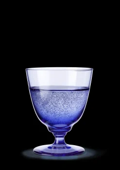 Holmegaard Vinglass*Flow Glass med stett 35 cl mørk blå - Kjøp nå