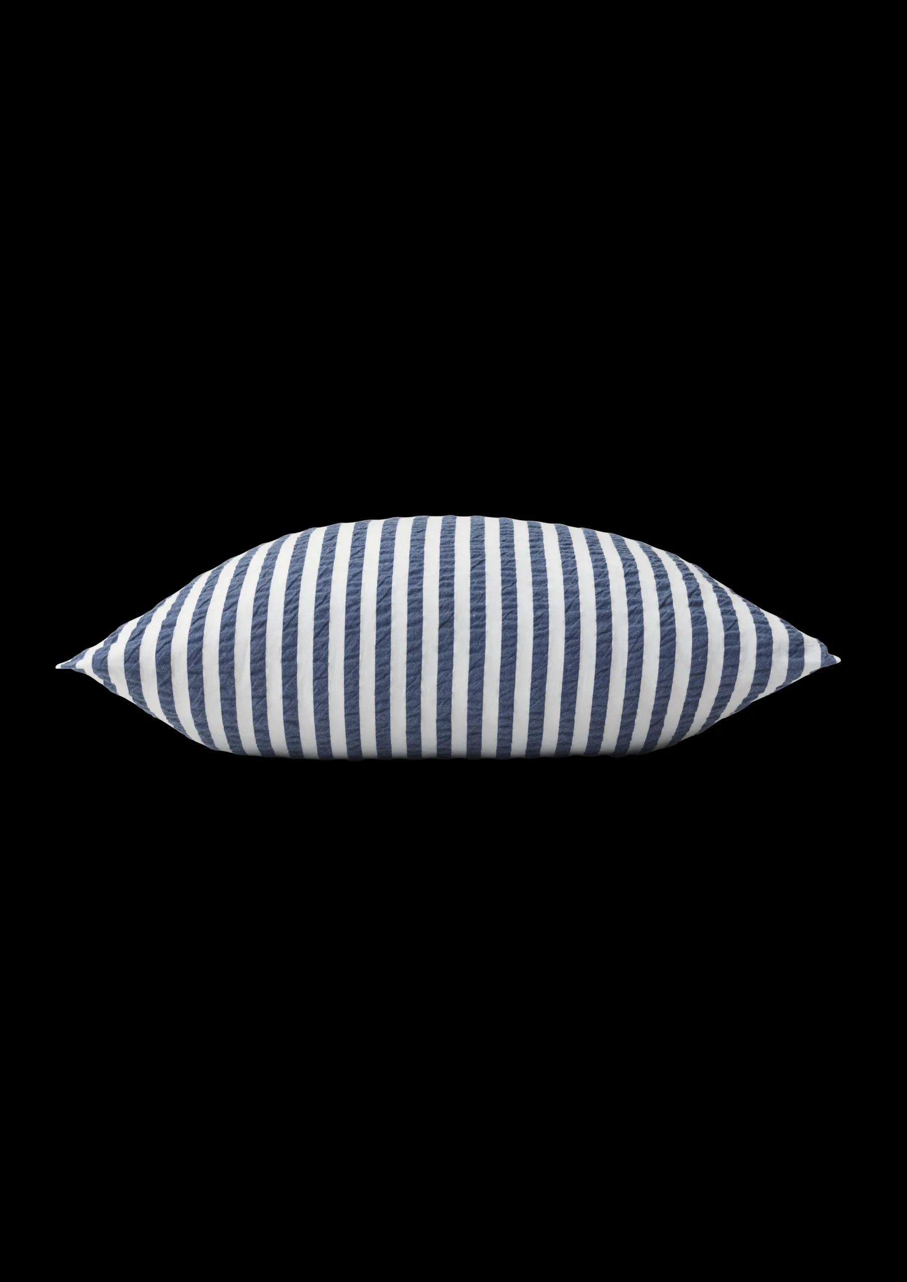 JUNA Putetrekk*Bæk&Bølge Lines Putetrekk 63x60 cm mørk blå/hvit DK